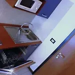 아파트 Comfortable Flat With Terrace-beahost 비비오네